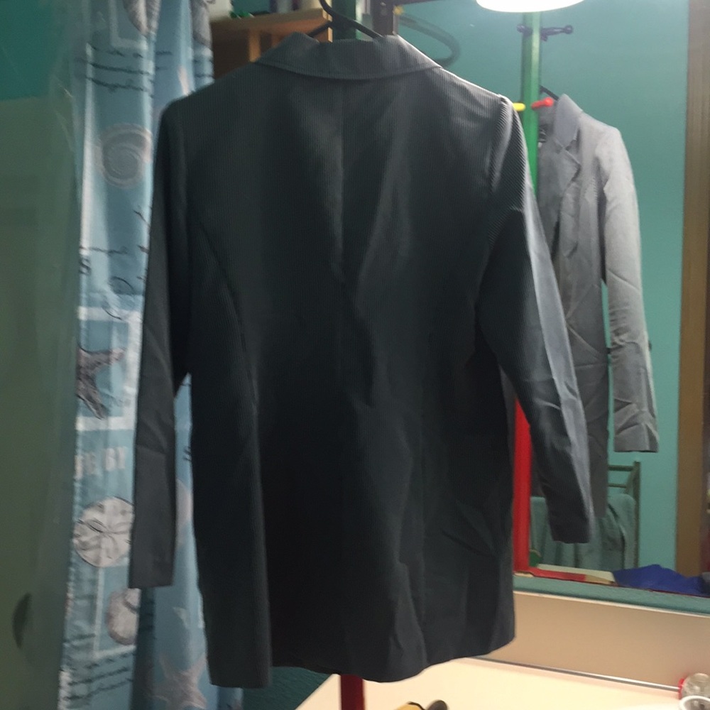 Very smart jacket - Picture 2 of 2